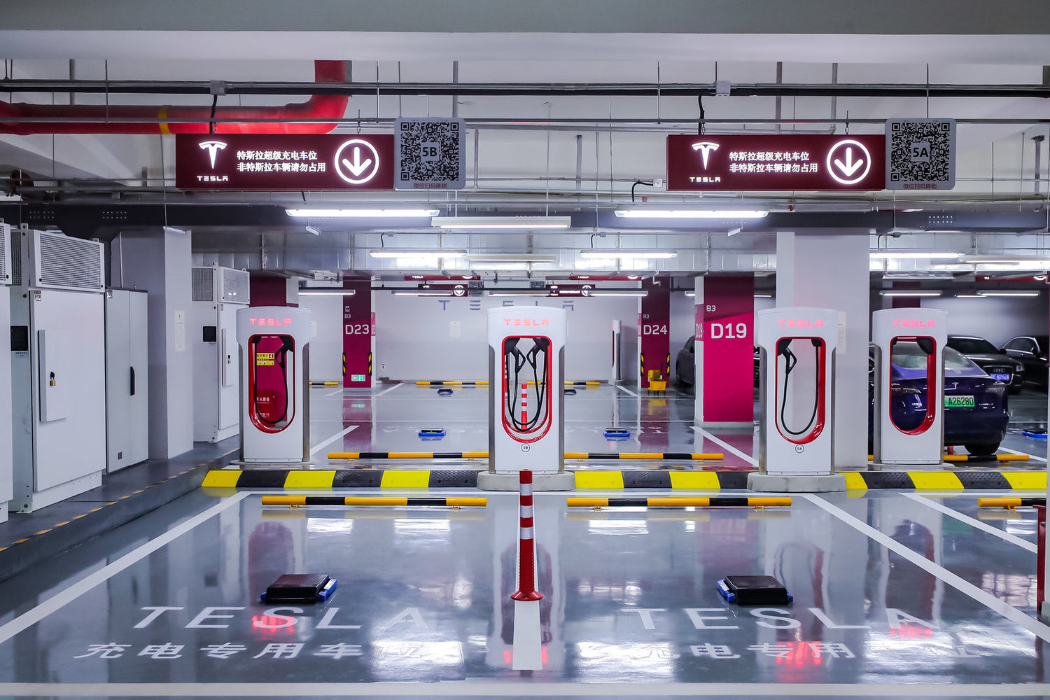 Tesla Opens North China's Largest V3 Supercharging Station in Beijing, as Demand Continues to Spike