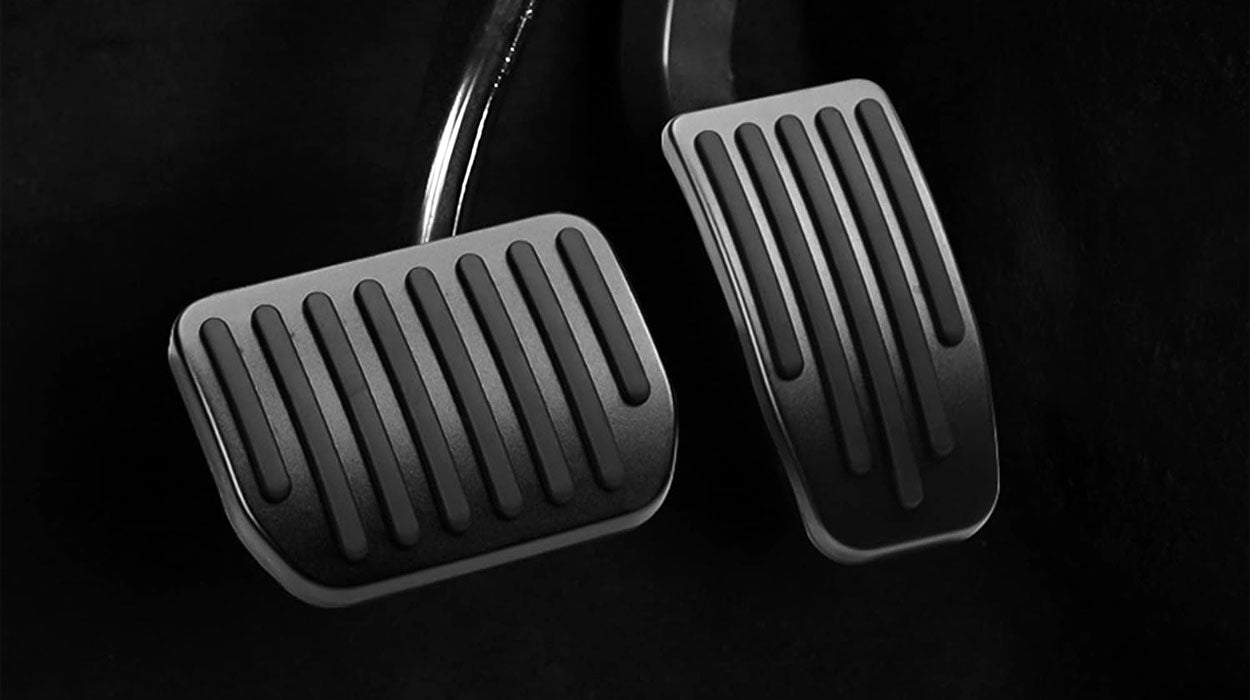 Tesla Model Y / Model 3 Foot Pedals - Black - 2