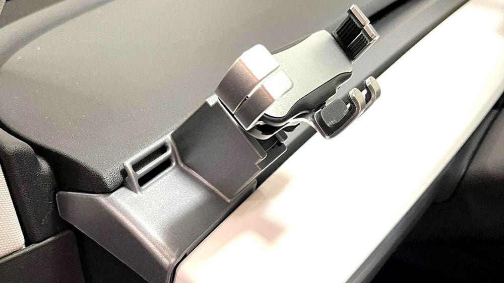 Armaturenbrett-Handyhalter für Tesla Model Y & Model 3