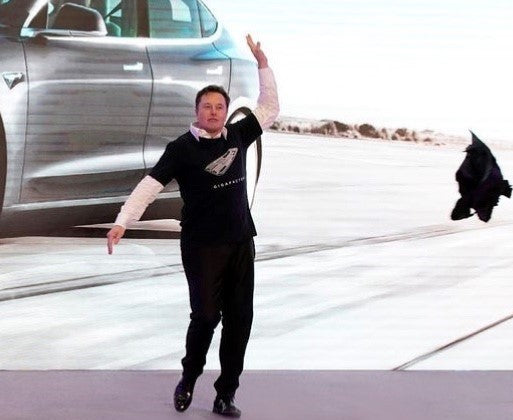 Tesla CEO Elon Musk attend a delivery Ceremony of Made-in-China Model 3s in Shanghai Gigafactory 3: Let's dance