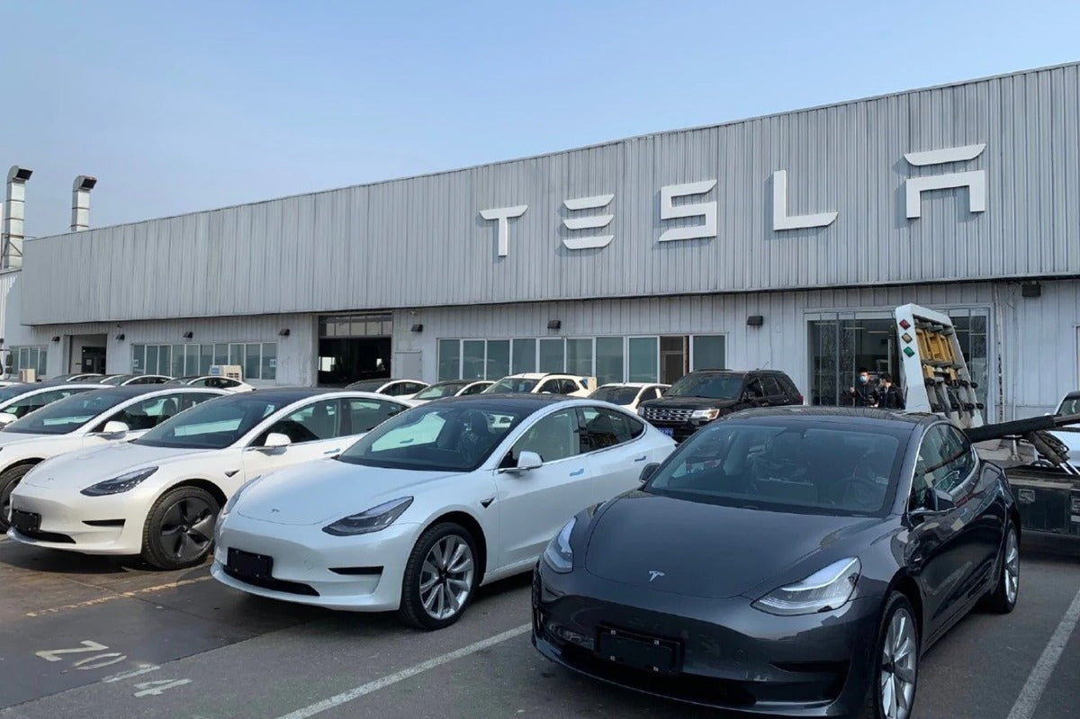 Tesla Hits New Record with 343K+ Vehicles Delivered in Q3 2022