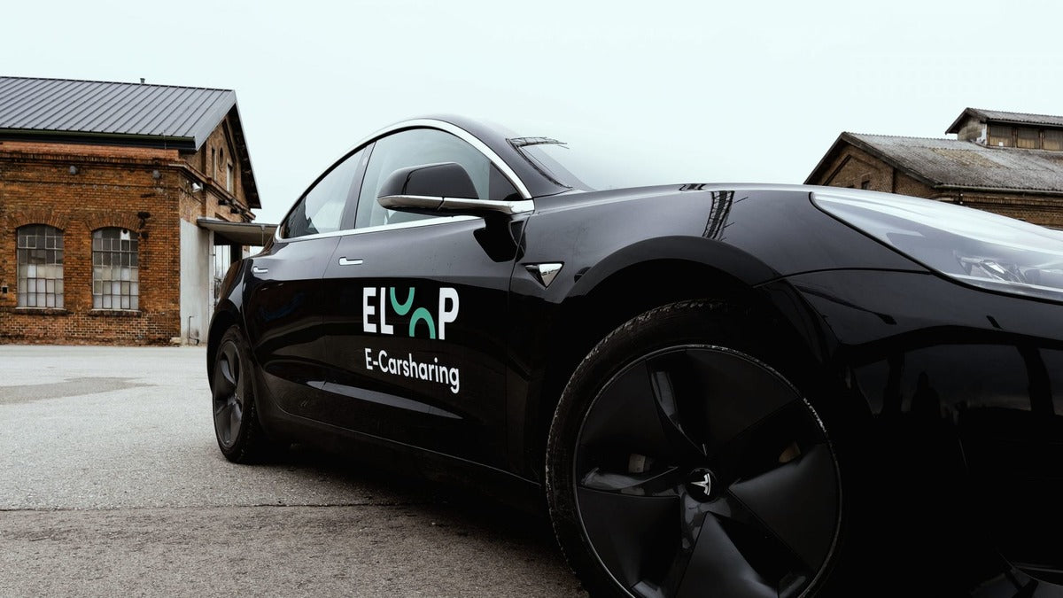 Austrian Carsharing Startup Receives €1 Million Investment to Purchase Tesla Model 3s