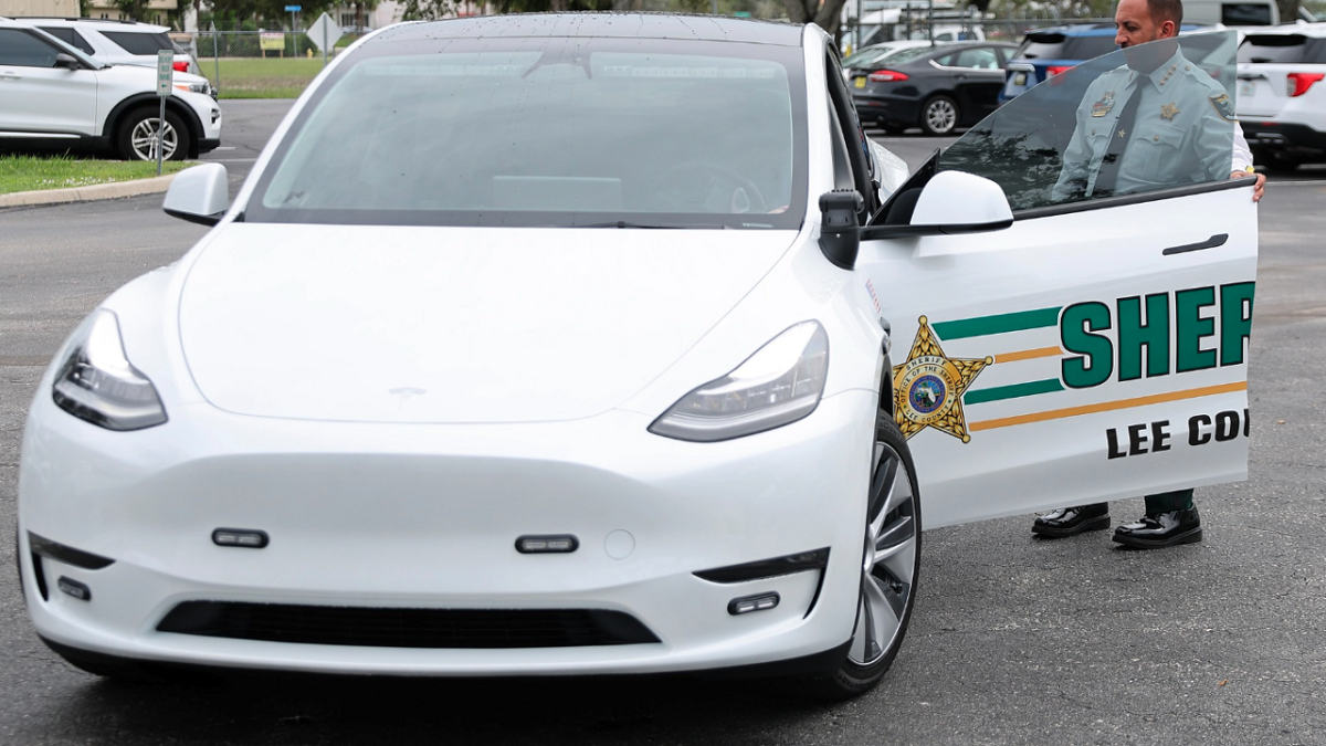 20 Tesla Vehicles Enter Service with Lee County Sheriff’s Office, FL