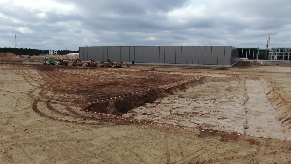 Tesla Begins Construction of a Warehouse at Giga Berlin, Which May Become a Battery Factory
