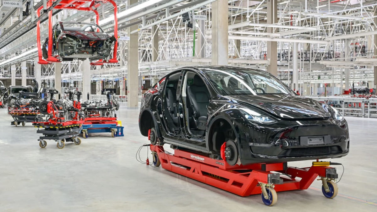 Tesla Doesn’t Care About Competition, Only the Supply Chain & Production Ramp-Up Are its Main Concerns