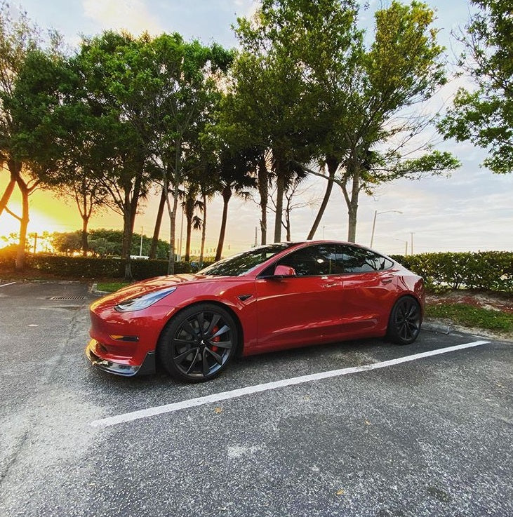 Tesla Is The Only Bright-Spot  That Achieved Positive Growth in Germany When All Other Automakers’ Sales in April Dropped 61%