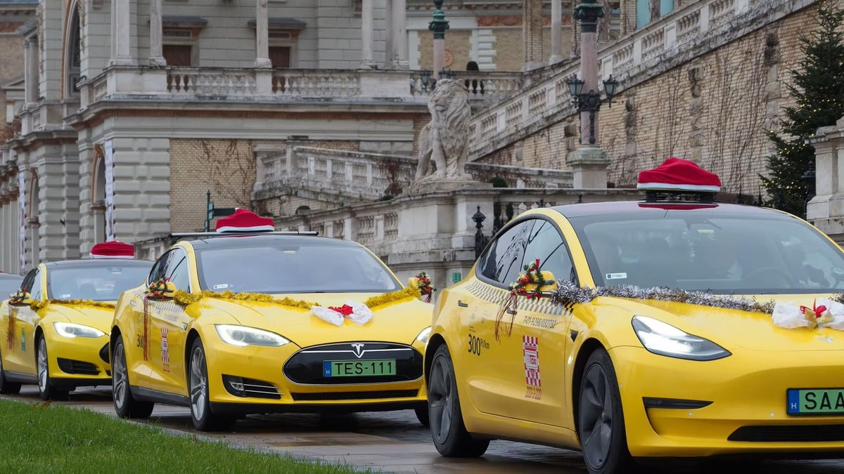 Tesla Taxi Convoy in Hungary Sets the Holiday Vibe in a Time We Could All Use a Little Love