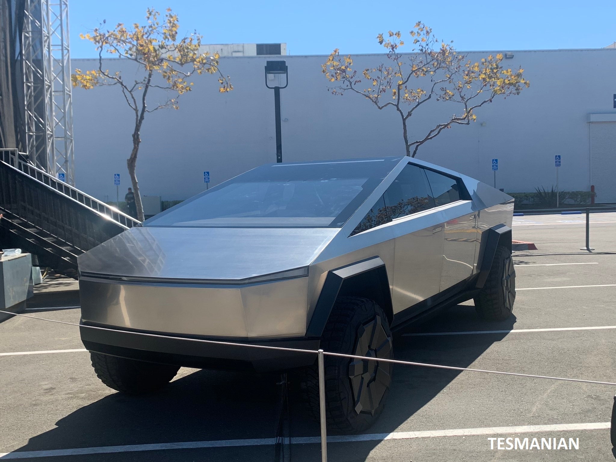 Tesla to Install Cybertruck Supercharging Stalls in Pasadena California