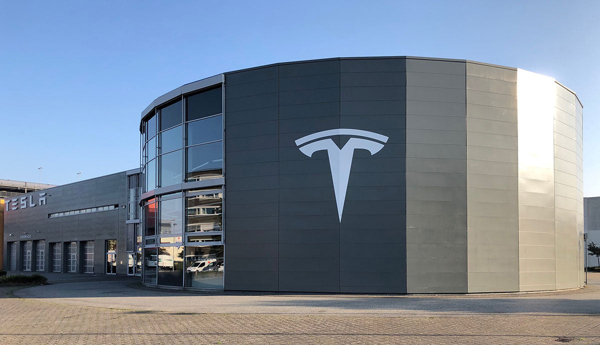 The Largest Tesla Center in Germany For Sales & Service Opens in Hamburg