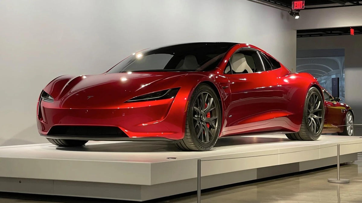 Tesla Roadster SpaceX Package Will Rocket the Car to 60 MPH in Other-Worldly 1.1 Seconds
