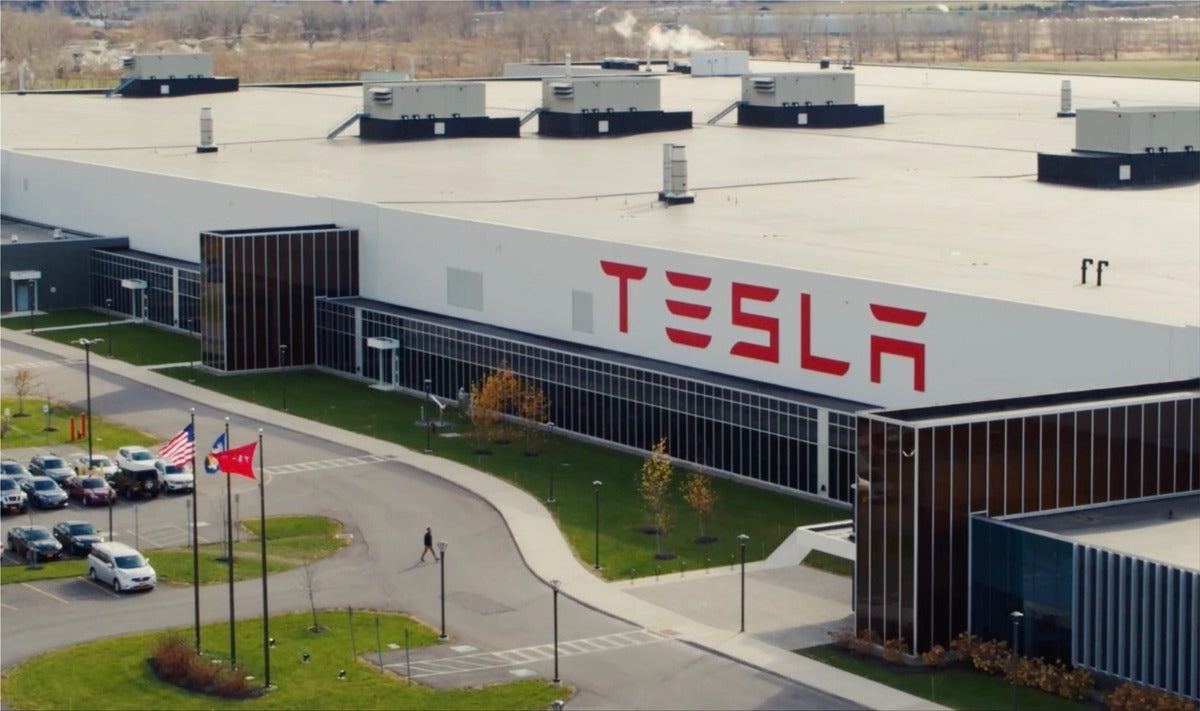 Tesla Is Urged to Build UK Gigafactory as Part of Manufacturer's Planned Expansion
