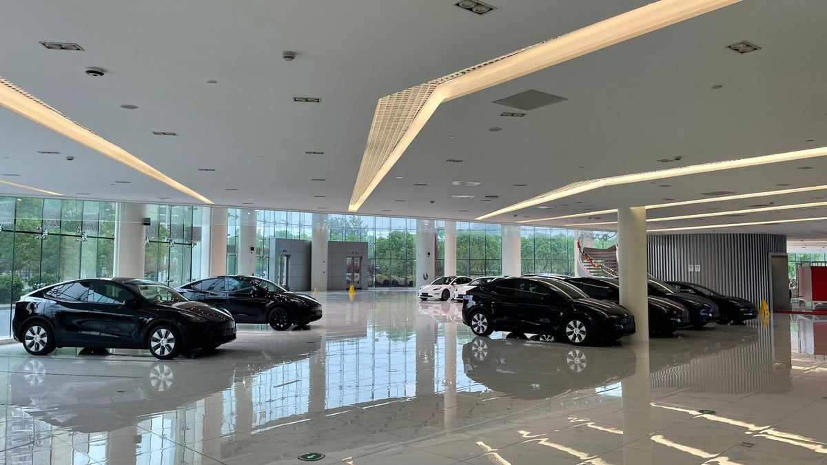 Tesla Shanghai Delivery Center Reopens After More than 2 Months of Shutdown