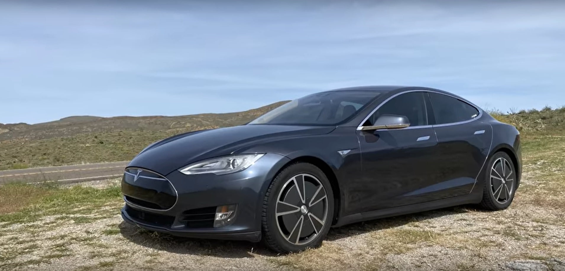 How's Tesla Battery Perform After 146K Miles and 1K Times Charging?