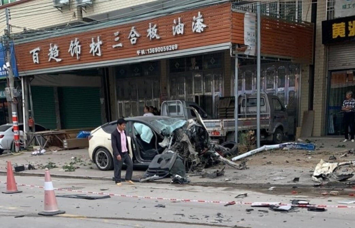 Tesla Fully Cooperates with Authorities in China Over Crash Killing Two, Data Show Accelerator Pedal Depressed