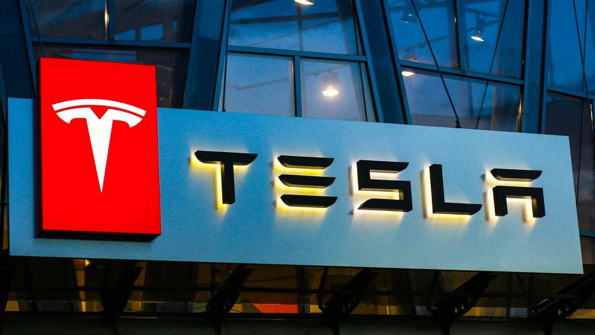 Argus Research Raises Tesla TSLA PT to $1,313 from $1,010, as Company Is 'undisputed leader' in Industry