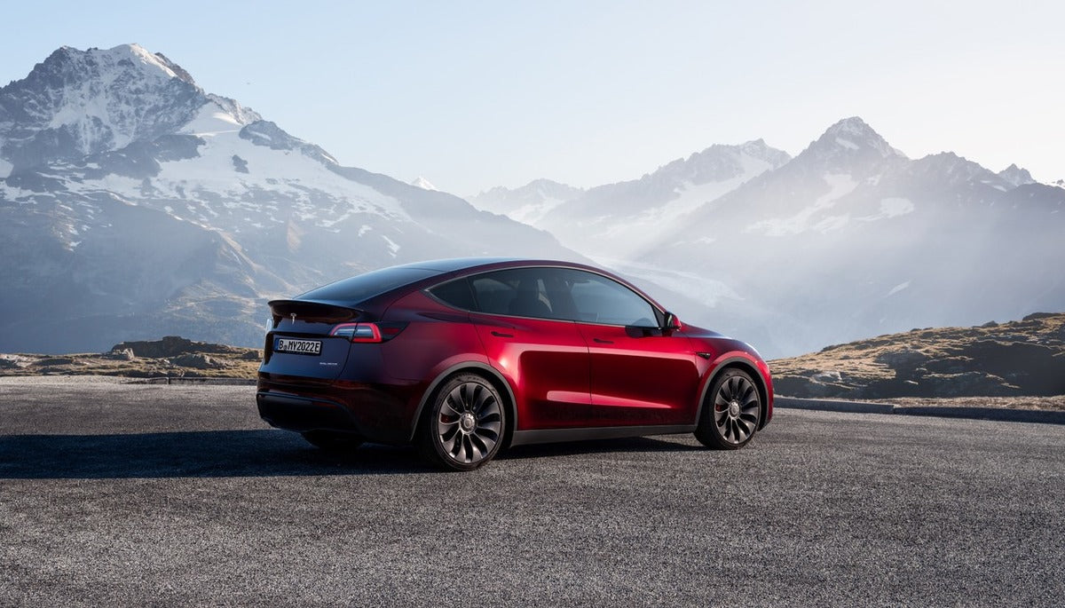 Tesla Launches Midnight Cherry Red Model Y Sales in Europe