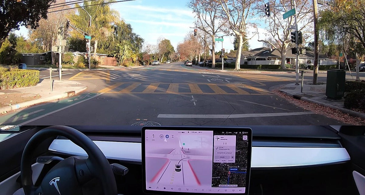 Tesla Now Has an FSD Beta Fleet of 285K Cars, Which is the Key to Driverless Vehicles
