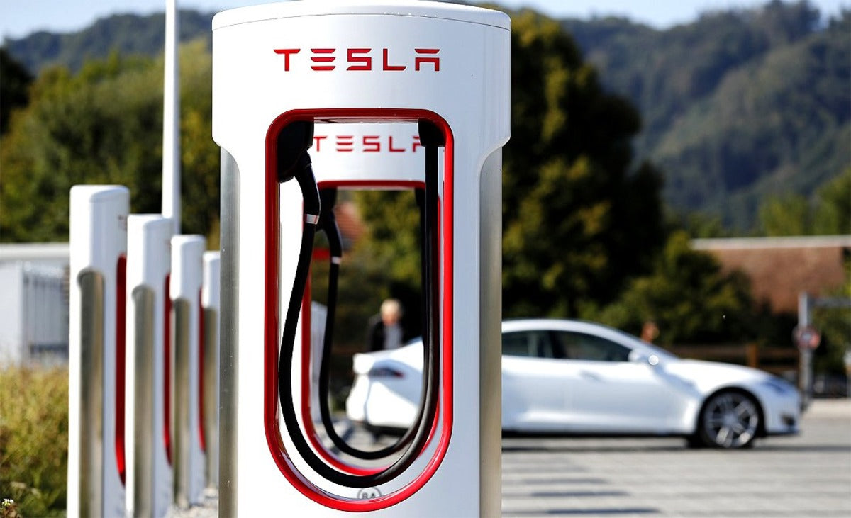 Tesla Supercharger Network Secures its Victory in the EV Market, & Harvard Business Agrees