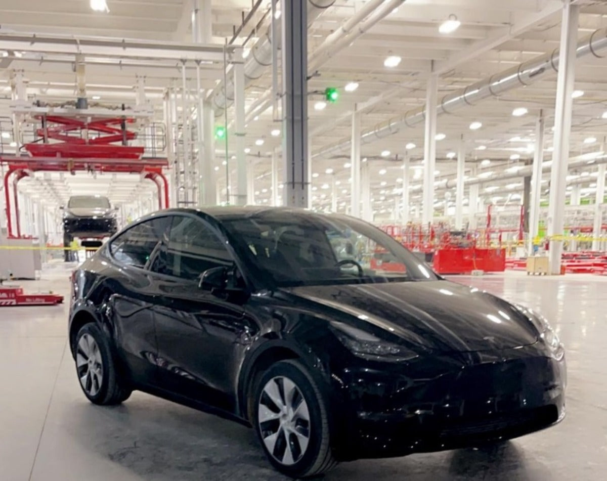Tesla Giga Texas Produces the First Pre-Production Model Y
