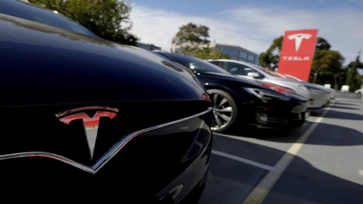 Tesla Will Get the Help it Needs to Open a Manufacturing Plant in India, Maharashtra Minister Assures