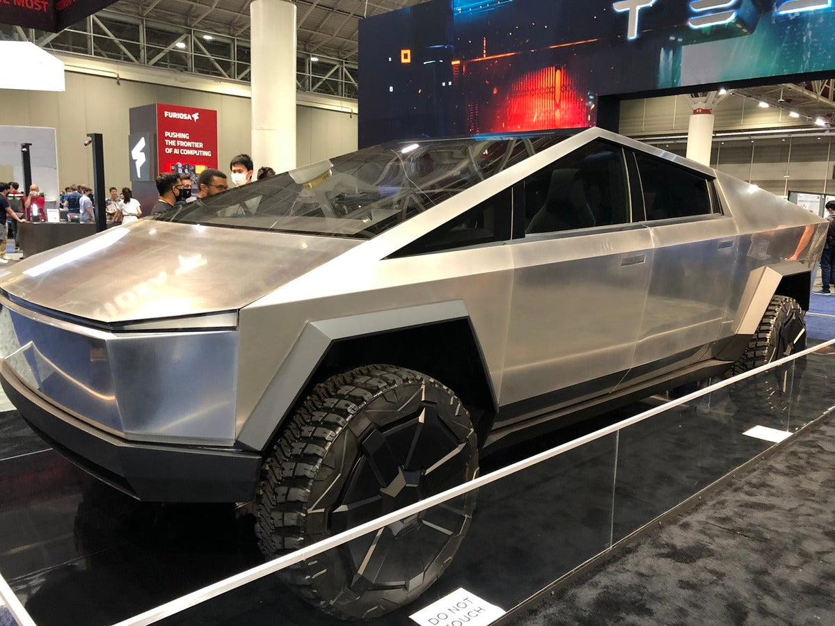 Tesla Cybertruck with Autopilot Team Attend CVPR to Discuss the Success of the Leading Real-World AI Company