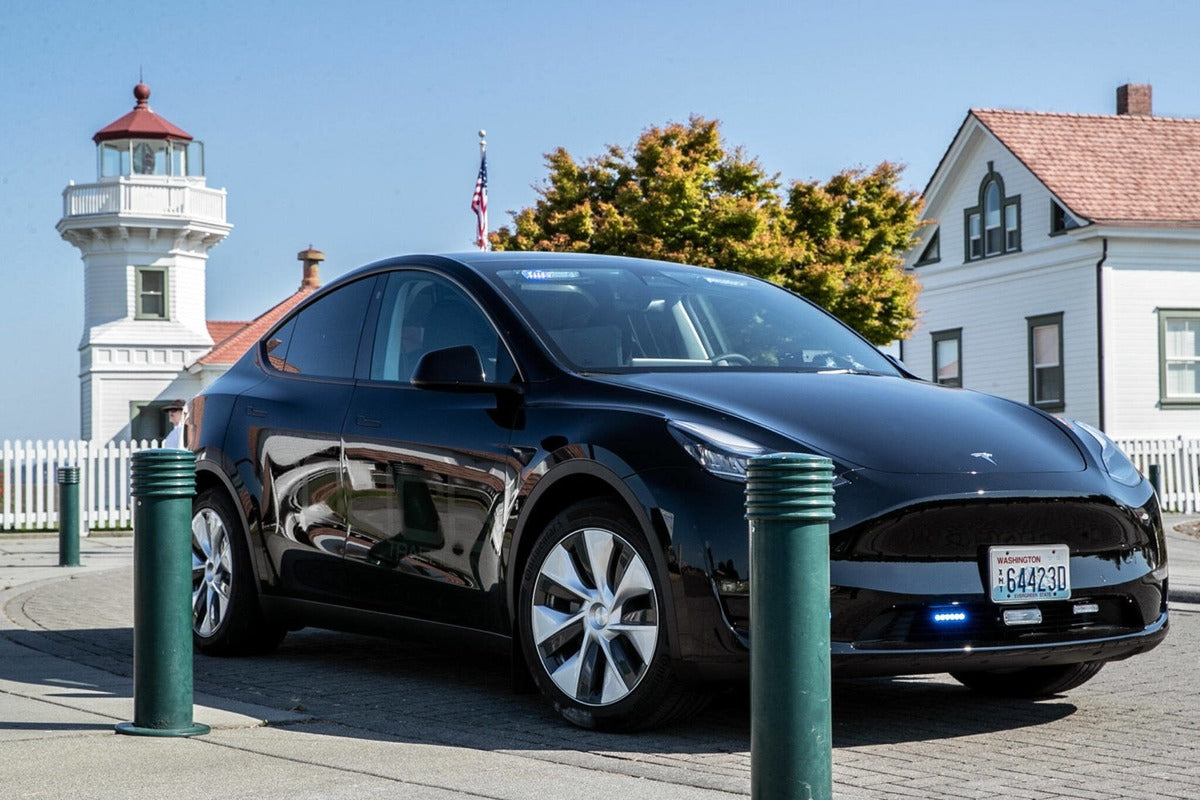 Tesla Model Y Joins the Mukilteo Police Fleet, Becoming their Fourth Tesla Vehicle