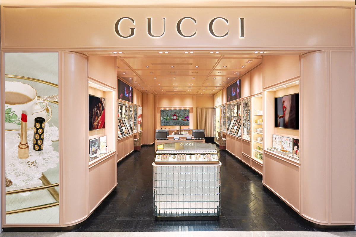 Gucci Will Start Accepting Bitcoin, Doge & Other Cryptos in Some Stores