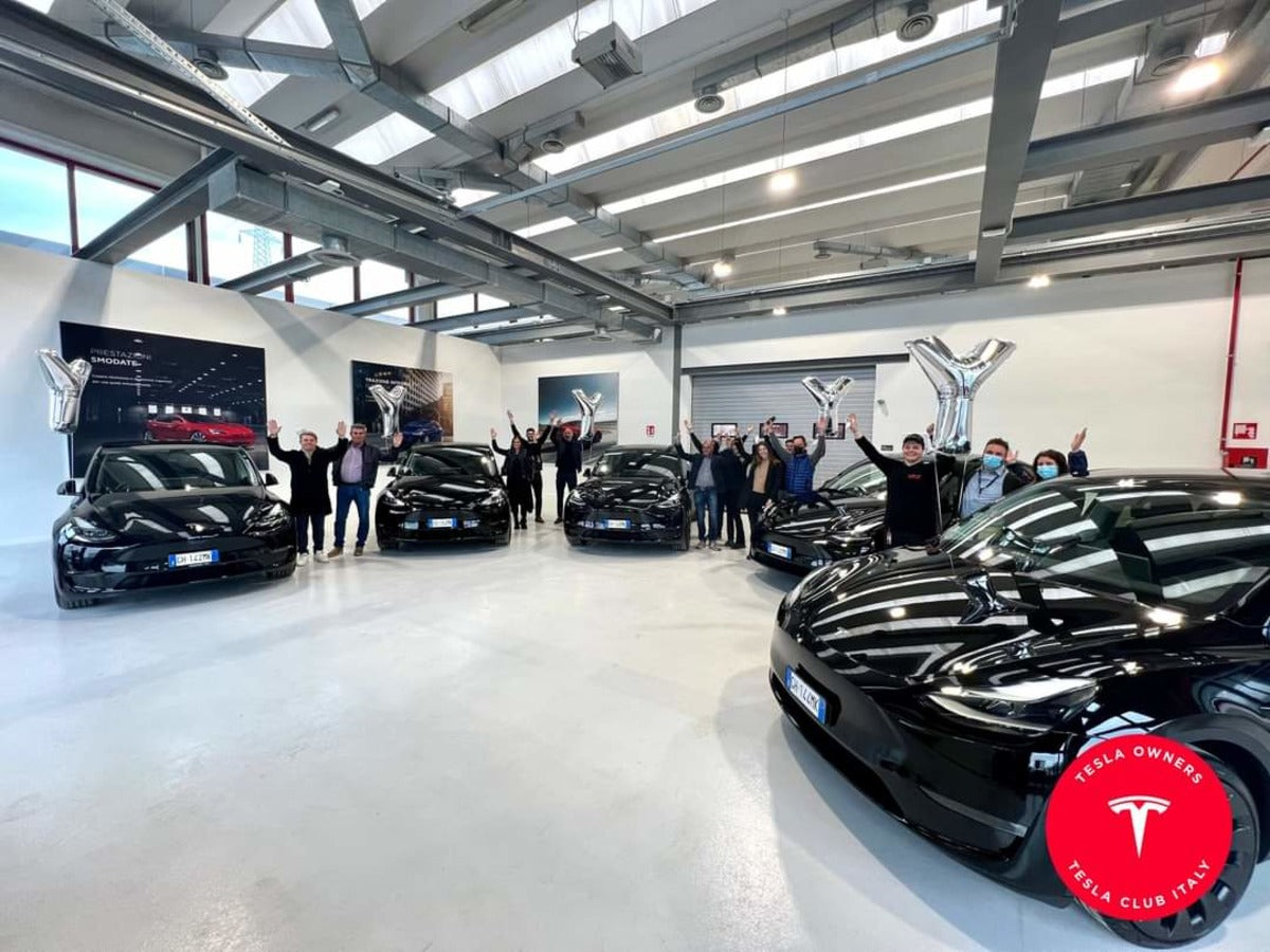 First Giga Berlin-Made Tesla Model Ys Deliver to Owners in Italy