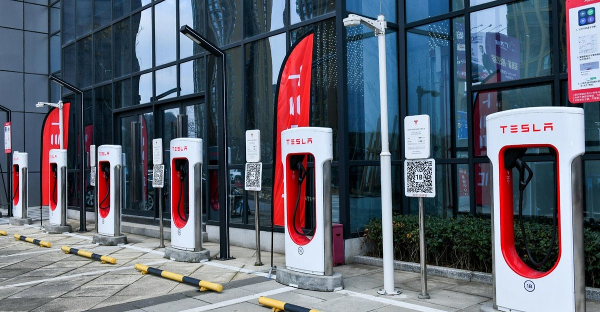 Tesla Has Opened Over 1,200 Supercharger Stations in Mainland China, Covering 370+ Cities