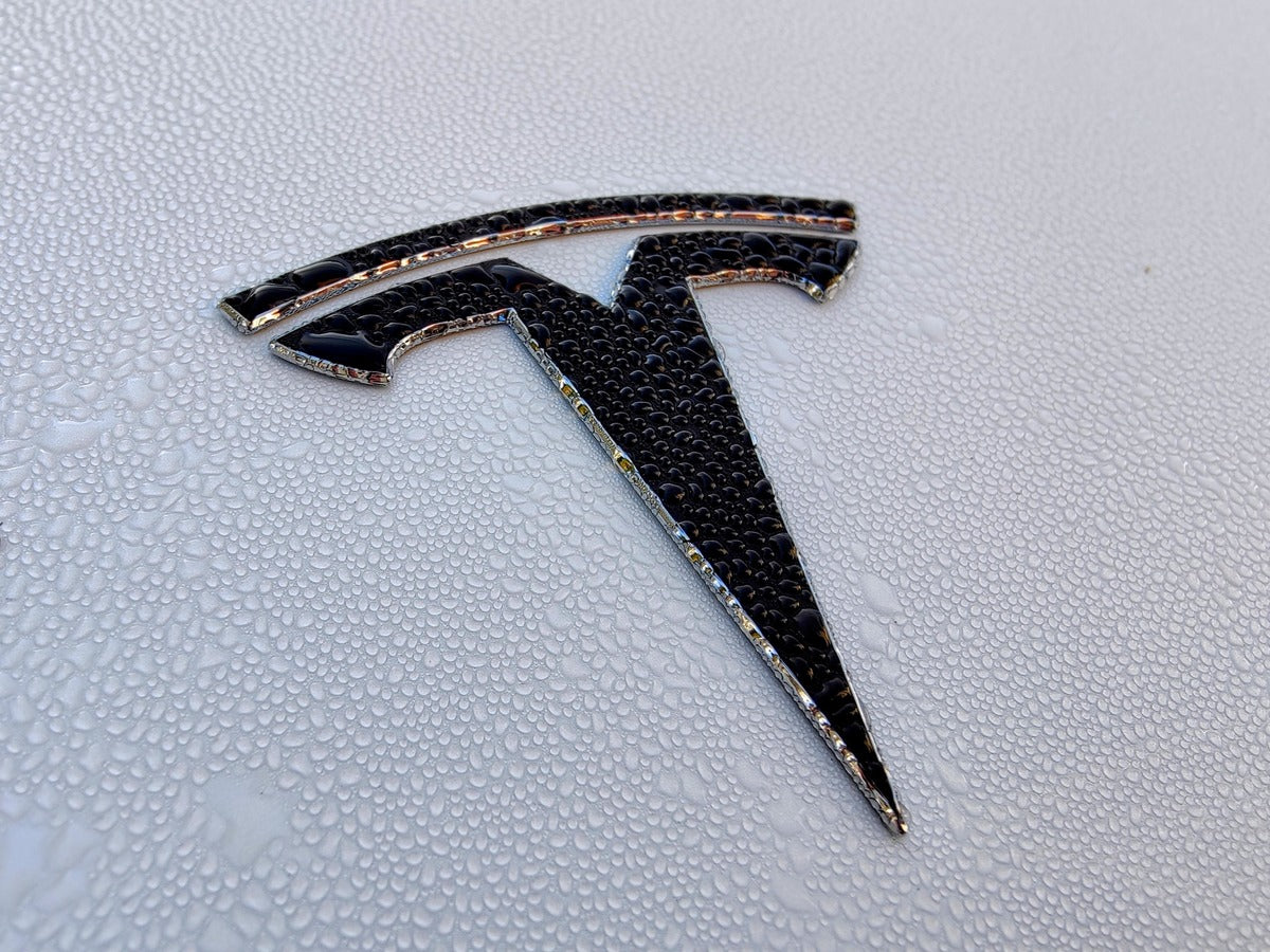Tesla Receives New Max PT on Street of $1,580 from New Street Research