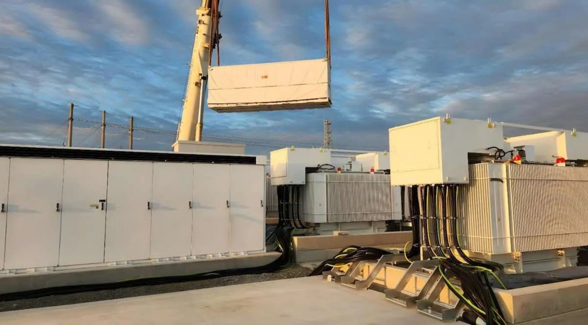 Tesla Megapack Is Already Being Installed to Form 50MW/100MWh Battery Project in Australia