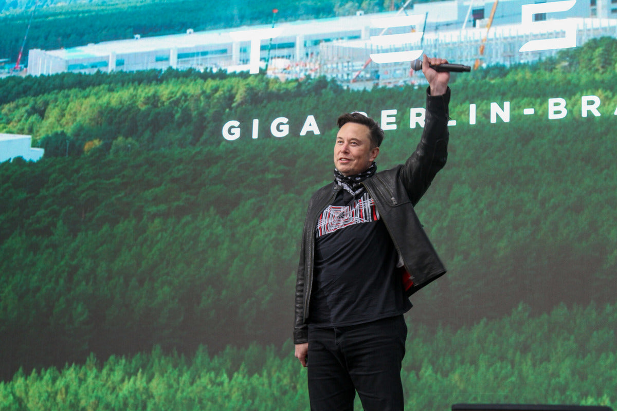 Tesla CEO Elon Musk Excited to Hand Over First Giga Berlin-Produced Cars