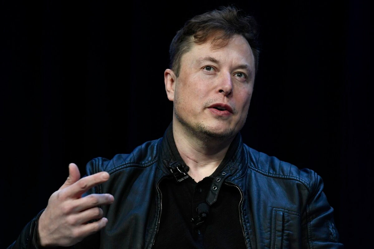 Elon Musk Sells $6.9B of Tesla Shares to Avoid Emergency Sale if Forced to Buy Twitter