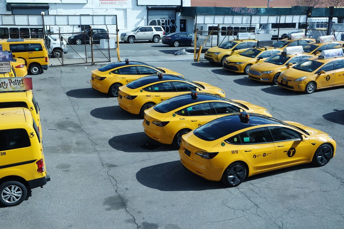 More Tesla Model 3s Join New York Taxi Fleet as Use Benefits are Clear
