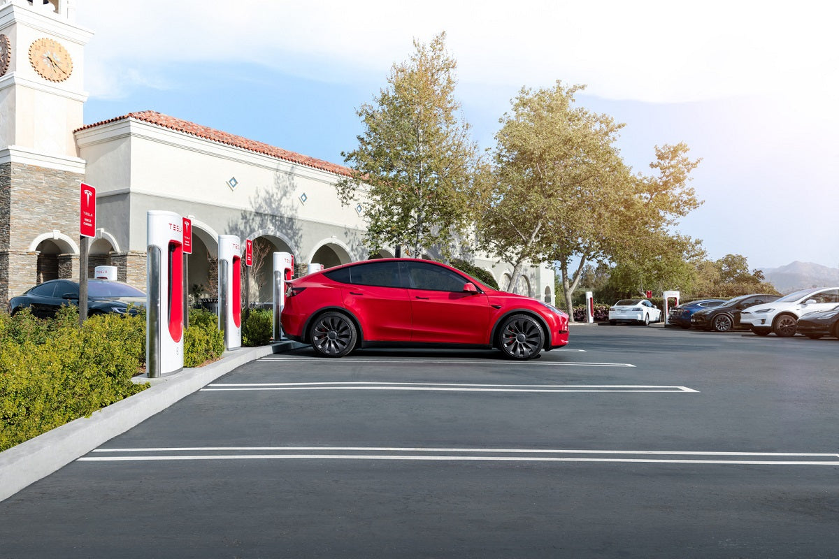 Tesla Lowers Charging Prices on Superchargers in Europe
