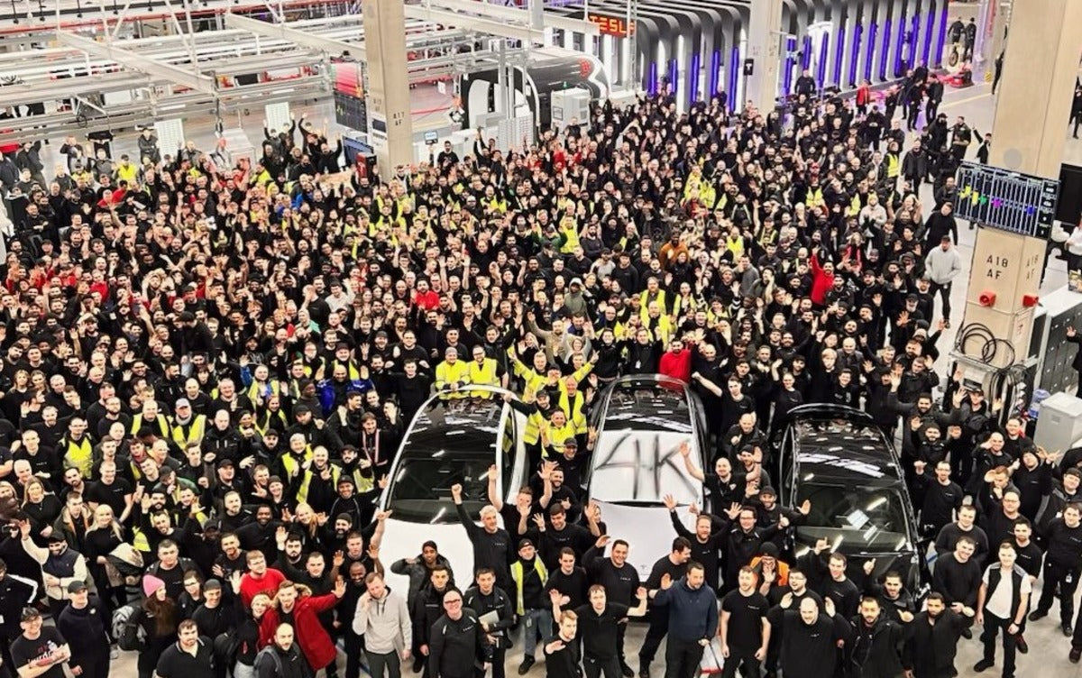 Tesla Solves Shortage of Skilled Workers for Giga Berlin with Self-Training