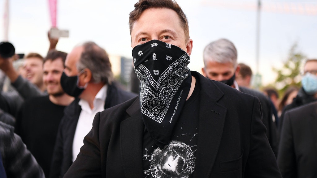 Tesla CEO Elon Musk to Meet German Economy Minister Today for Giga Berlin