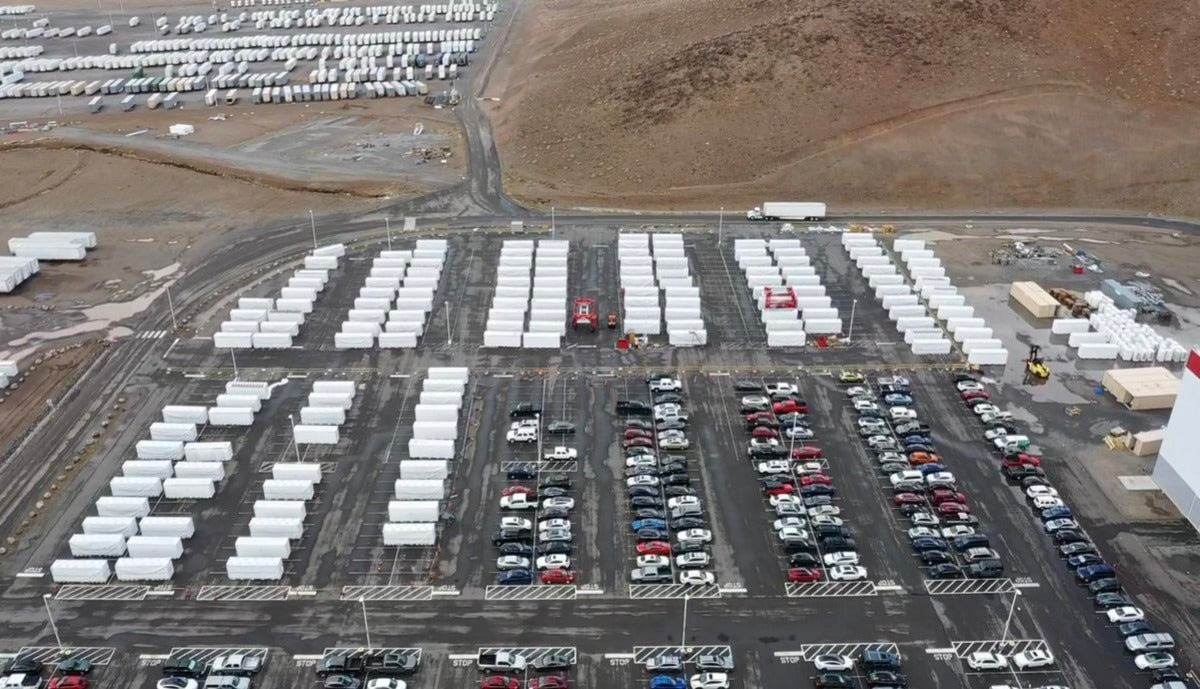 157 Tesla Megapacks Spotted Today at Giga Nevada Preparing for Delivery