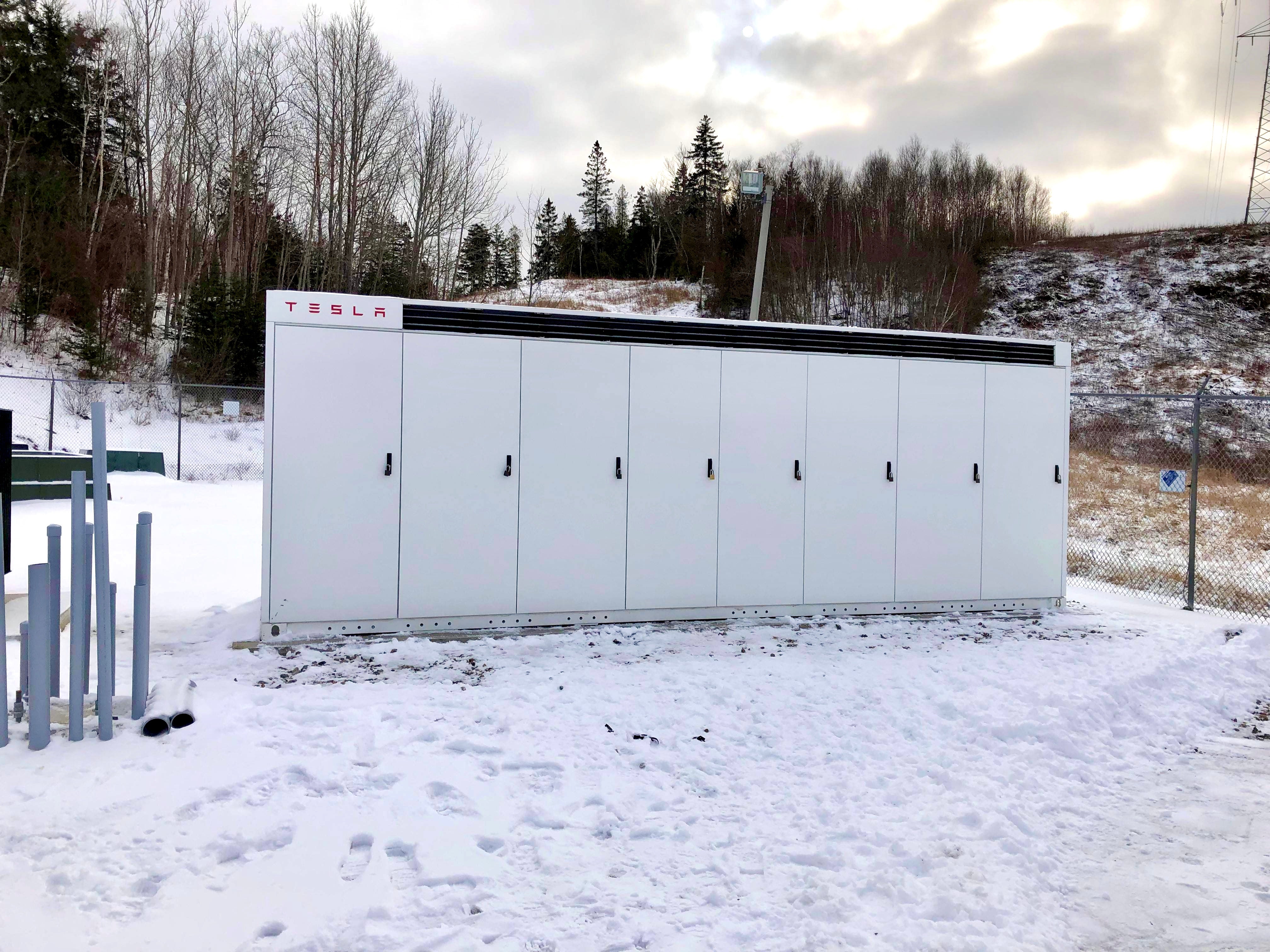 Tesla Megapack Installed In Canada, Small Utility Could Save Up To $200K Per Year