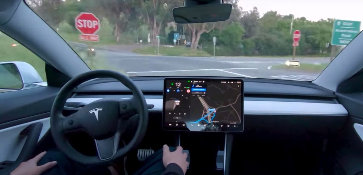Tesla Releases Incredible Q4 2020 Vehicle Safety Report, 7X Safer With Autopilot Engaged