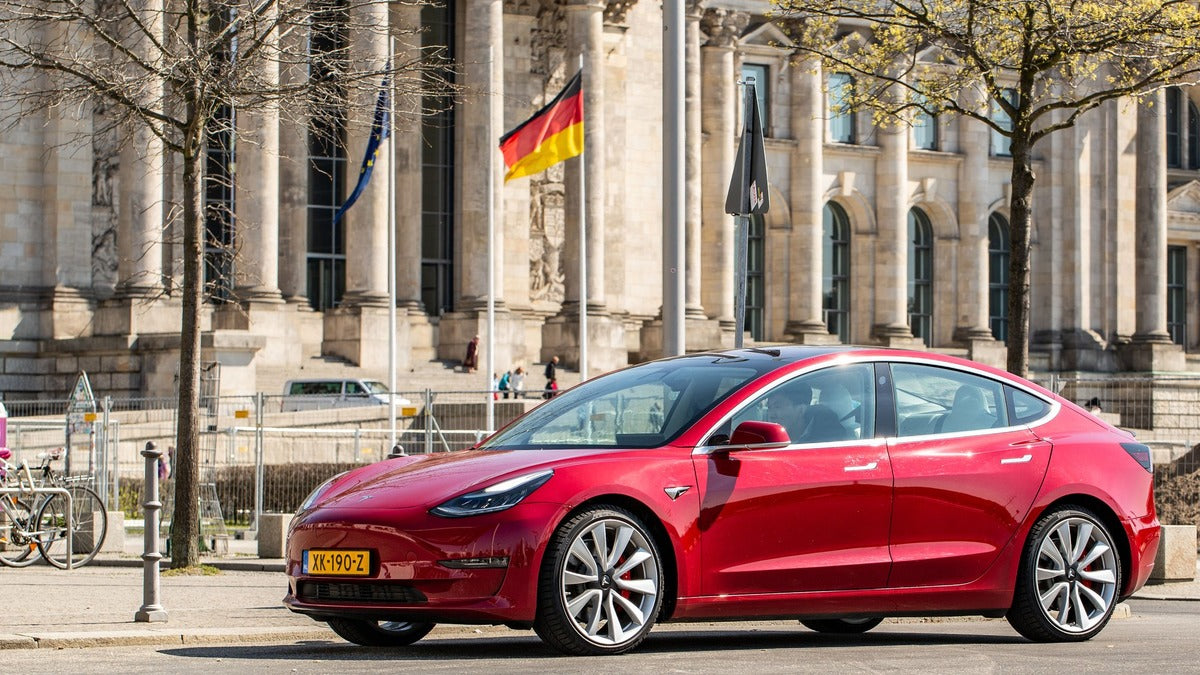 Tesla Model 3 Is March’s Best-Selling EV in Germany, Capturing 12.3% Market Share