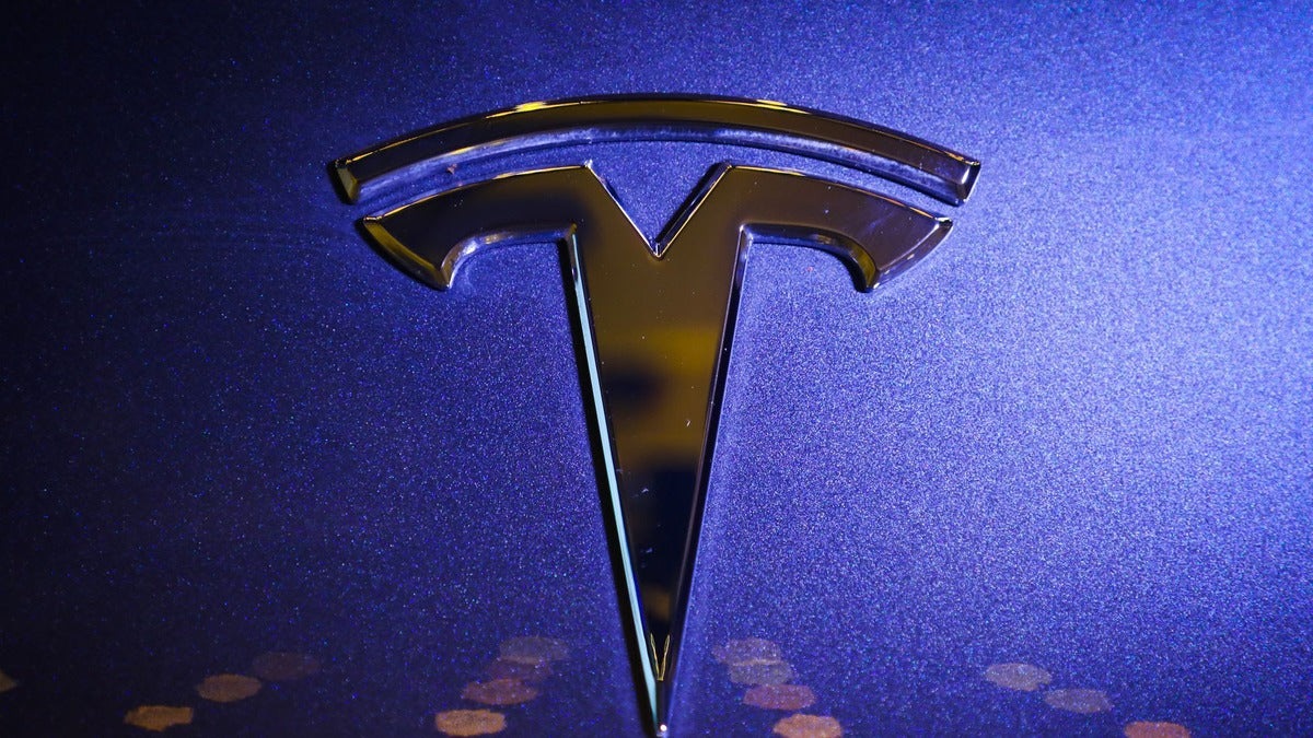 Tesla TSLA Price Target Raised to $1,010 at Argus Research