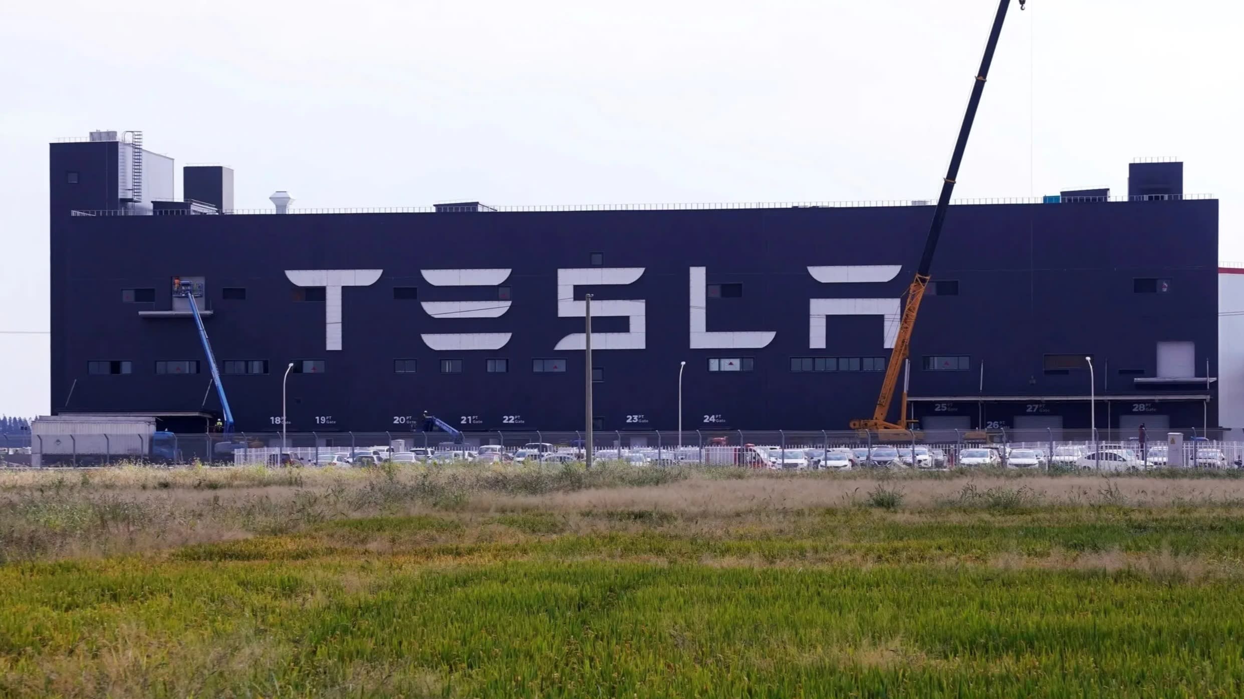 Tesla Giga Shanghai Strong Q4 Sales Could Be Tipping Point for 500K 2020 Deliveries