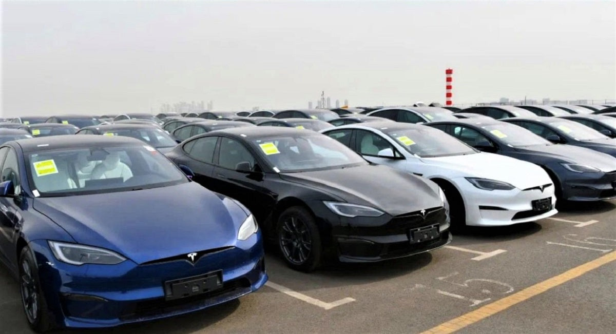 Tesla Model S & Model X Arrive in China for First Customer Deliveries