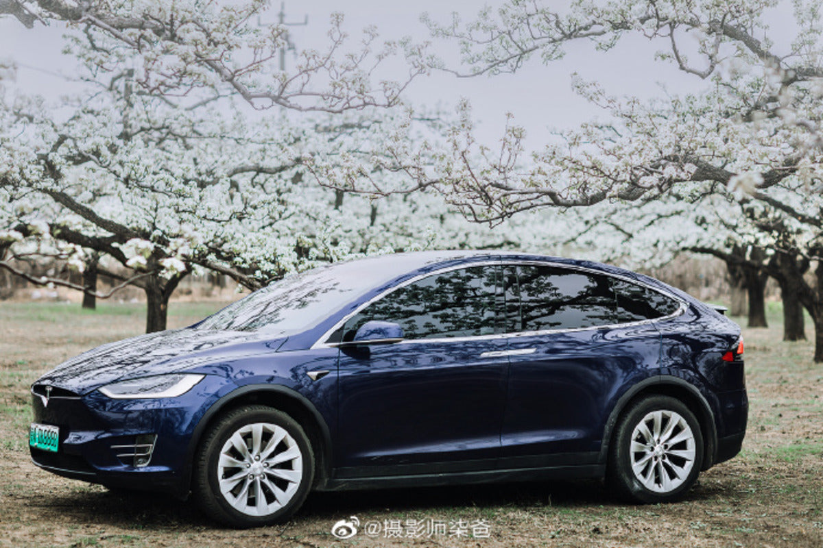 Tesla Surprises its Customers in China with Pleasant Bonuses for the May Day Holidays