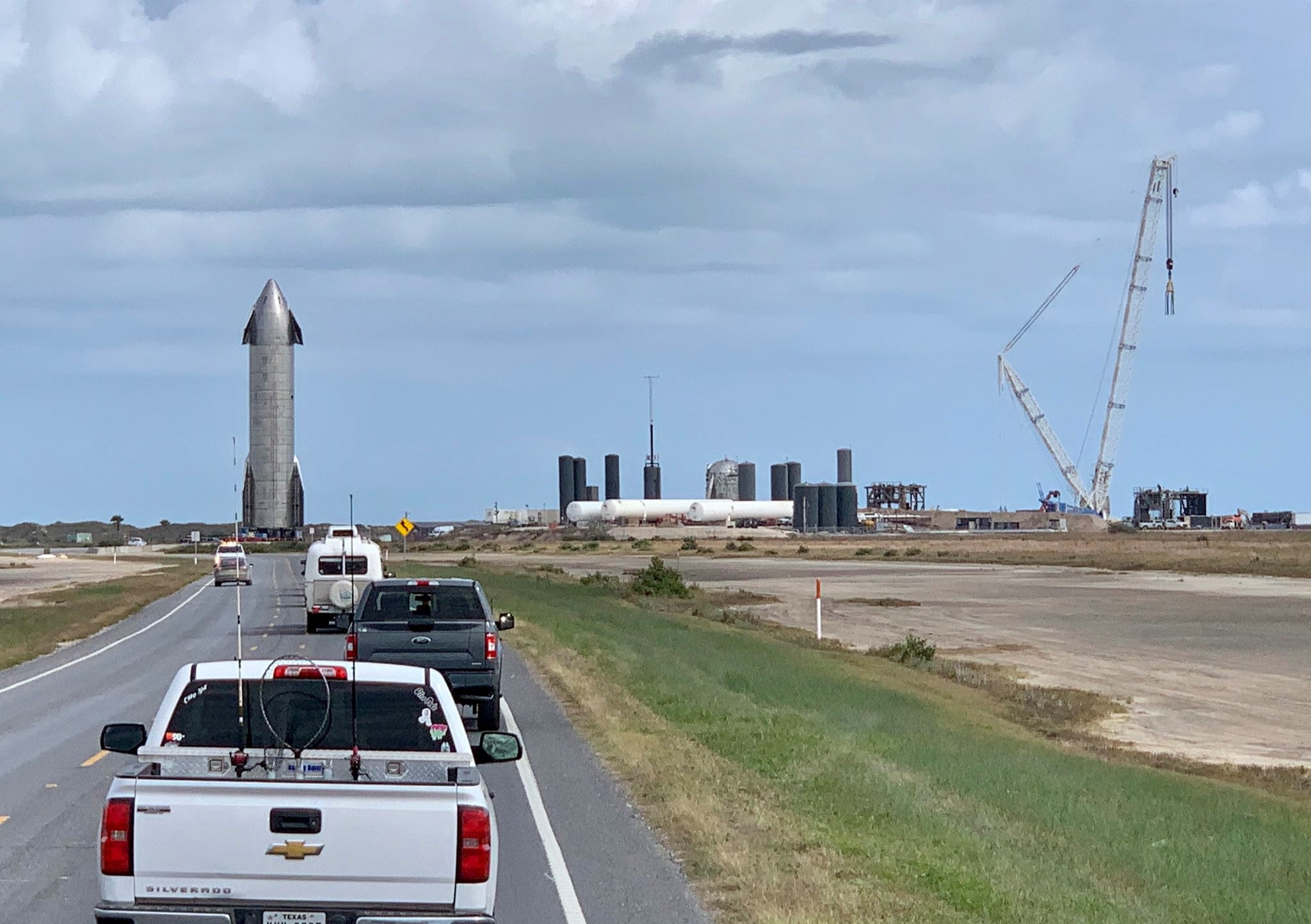 SpaceX Transports Starship SN9 to the Launch Pad to Prepare for the Next Test Flight