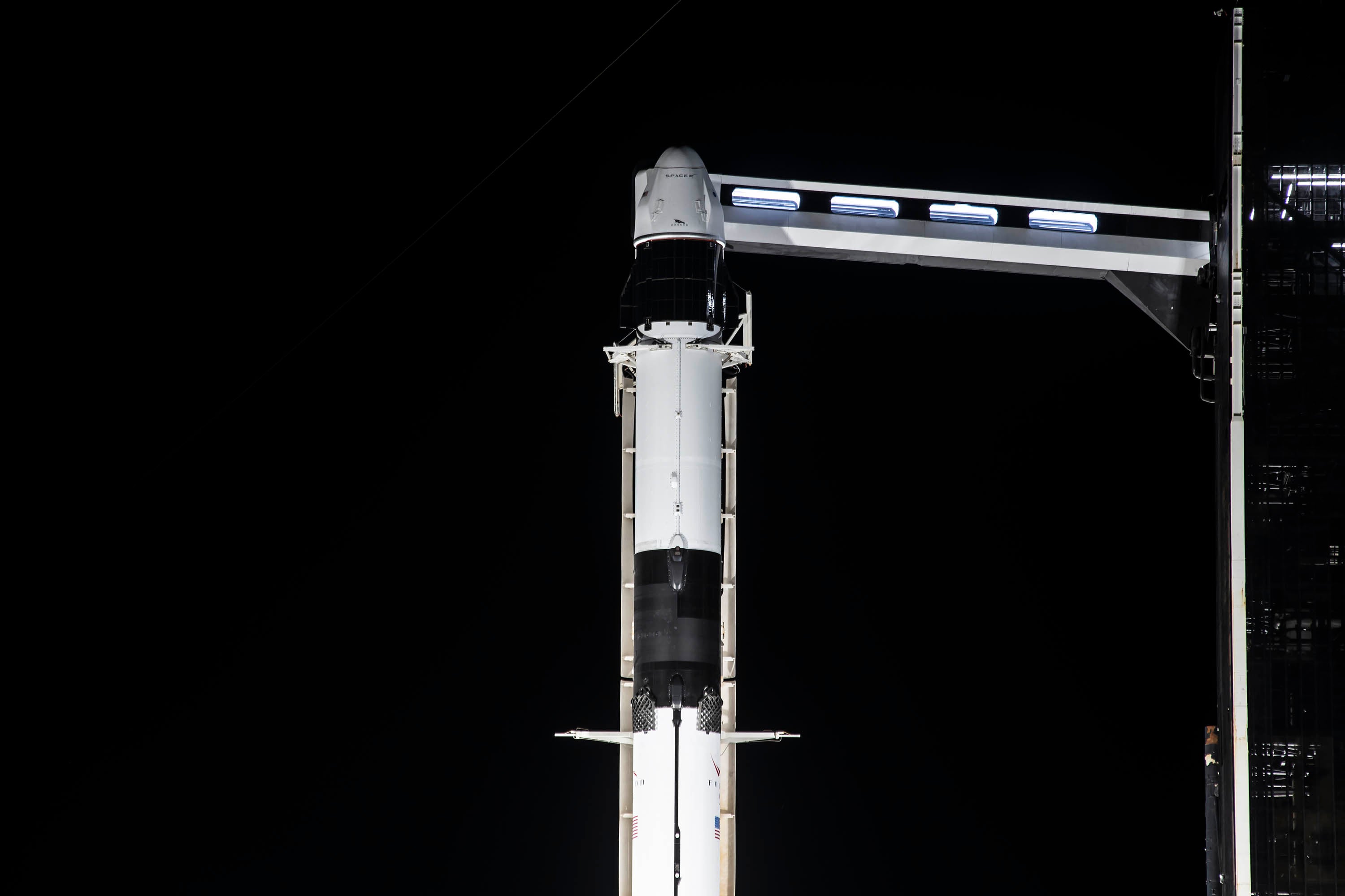 SpaceX's Dragon Will Deliver Over 7,300lbs Of Cargo To The Space Station –Watch It Live!