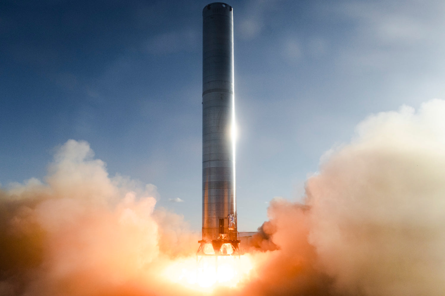 SpaceX Ignites Super Heavy Raptor Engines For The First Time