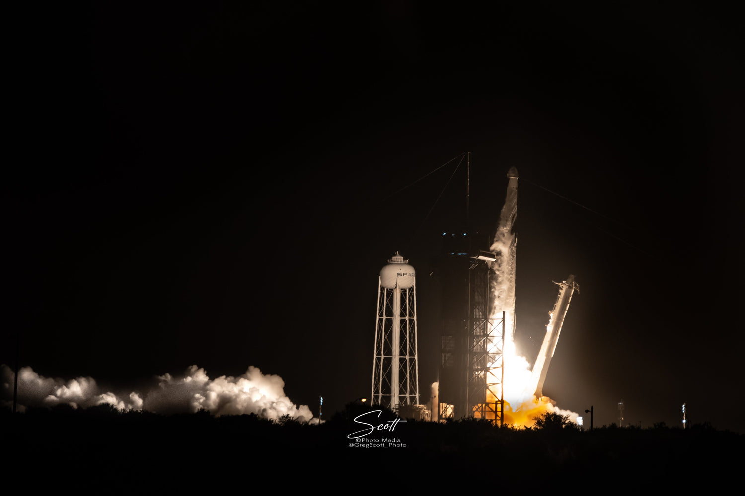 SpaceX Falcon 9 Launches Dragon CRS-23 To ISS, 'A Shortfall Of Gravitas' Autonomous Droneship Makes Its Debut Rocket Recovery