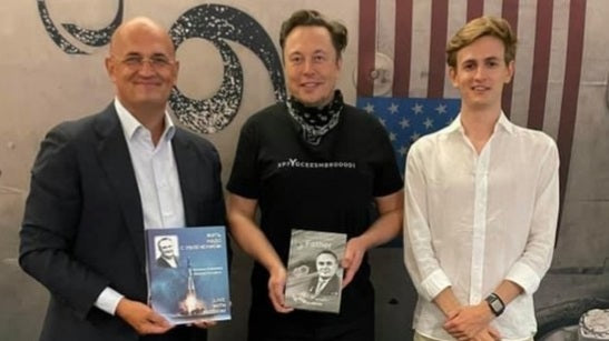 Elon Musk Personally Gives Sergei Korolyov's Family A Tour Of The SpaceX Rocket Factory
